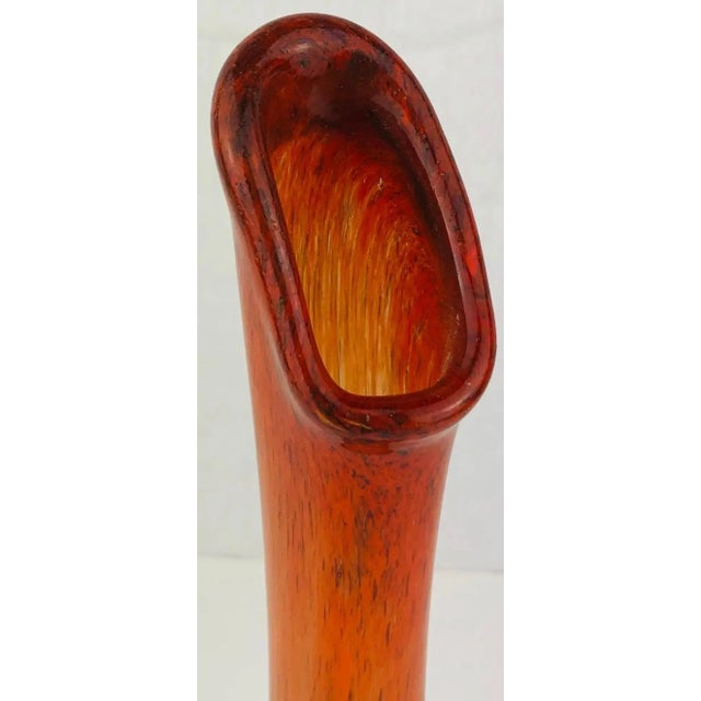 Murano Fratelli Toso Flower Vase This exquisite Murano art glass vase, attributed to the renowned Fratelli Toso studio,...