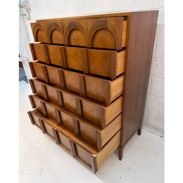 Goldenrod Mid-Century Sculptural Arched Walnut and Burlwood Highboy Dresser by Thomasville For Sale - Image 8 of 17