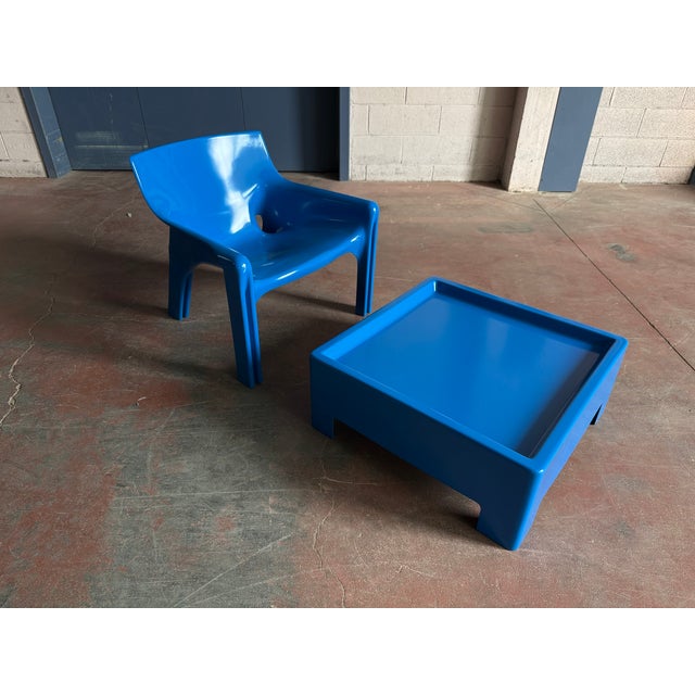 Blue Fiberglass Coffee Table, 1960s For Sale - Image 3 of 8