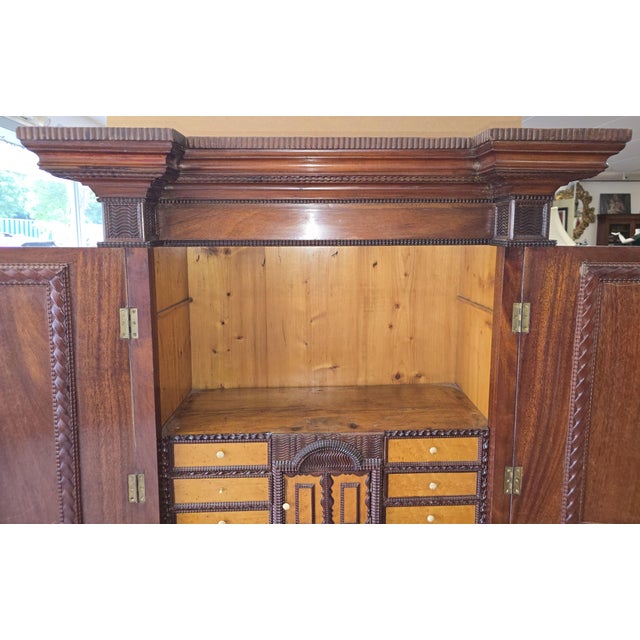 19th Century Burl Mahogany Wood Kunst Cabinet for Collectable Curiosities Flemish Germanic Low Countries For Sale - Image 4 of 10
