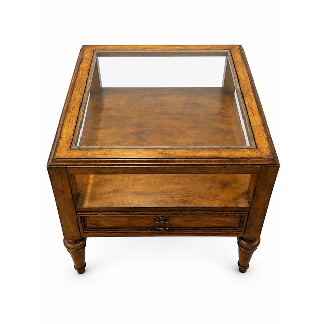 Lexington Furniture Vintage 1980s Lexington Traditional Wood and Glass End Table With Drawer For Sale - Image 4 of 9
