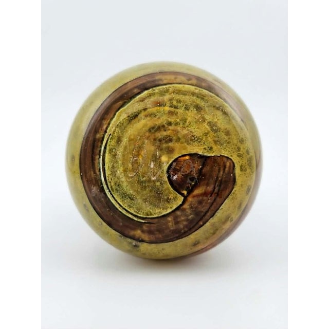 Blown Glass Spherical Vase by Michael Harris, 1960s For Sale - Image 4 of 6