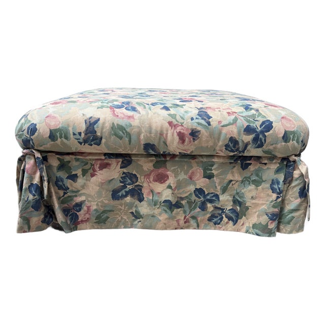 Vintage 1980s Cottage-Style Floral Upholstered Ottoman on Casters For Sale