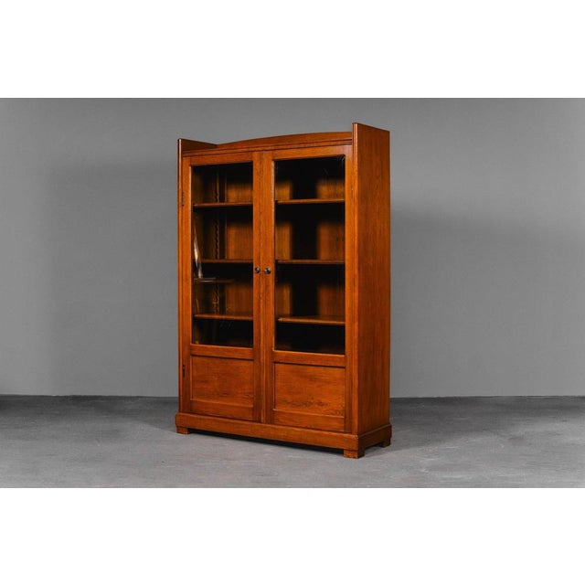 Art Nouveau Bookcase in Solid Oak For Sale - Image 5 of 18