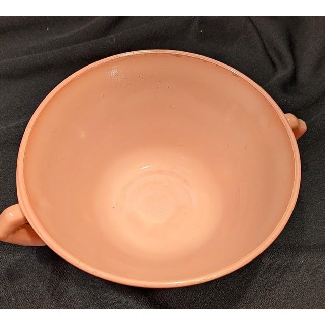 1940s Vintage 1940s Hazel-Atlas "Moderntone" Platonite Pastel Handled Cream Soup Bowls - Coral Set of 5 For Sale - Image 5 of 5