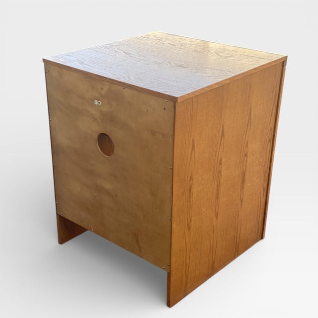 Late 20th Century Solid Oak Media Cabinet With Pull-Out Shelf For Sale - Image 17 of 17