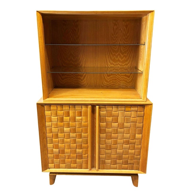 Mid Century Modern Bleached Oak Basket Weave China Cabinet by Paul Laszlo for Brown Saltman For Sale - Image 4 of 8