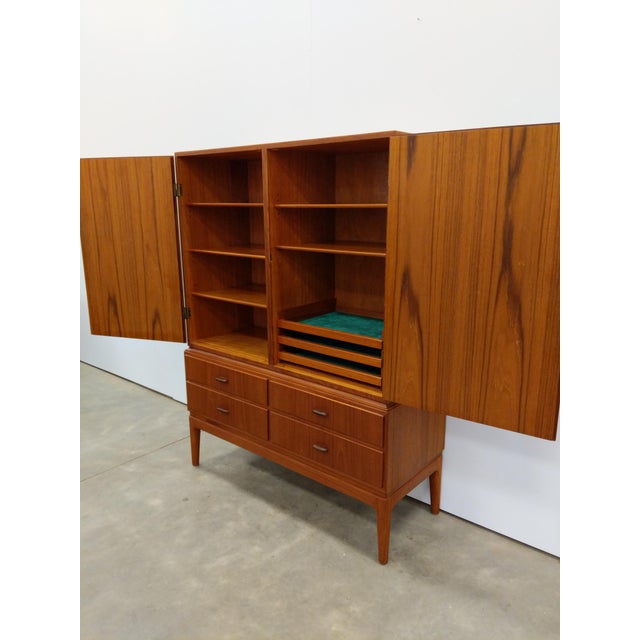 1960s Vintage Danish Modern Teak Wardrobe / Cabinet For Sale - Image 5 of 7