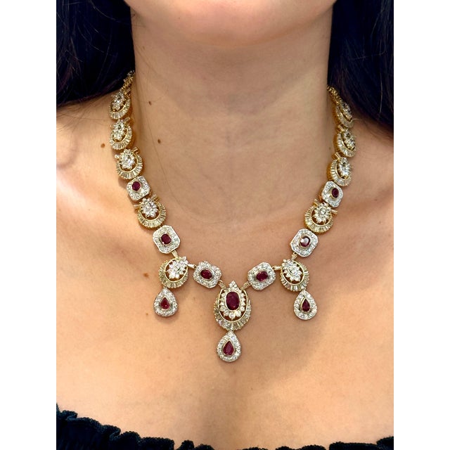 GIA Natural 8Ct Ruby & 38 Ct Diamond Necklace 18 Kt Yellow Gold 111 Grams , 18 " For Sale - Image 10 of 18