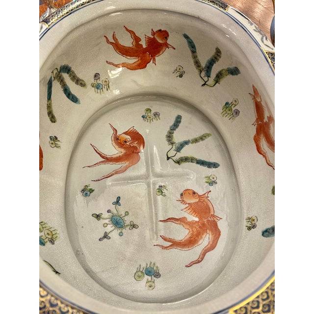 Chinoiserie Mid 20th Century Large 23” Blue and White Chinoiserie Imari Style Foot Bath Jardiniere For Sale - Image 3 of 12