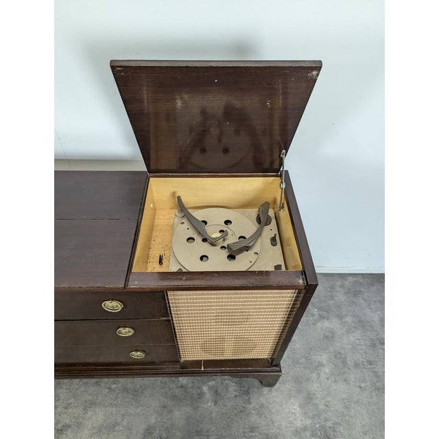 Mahogany Vinyl and Hi-Fi Cabinet For Sale - Image 6 of 11