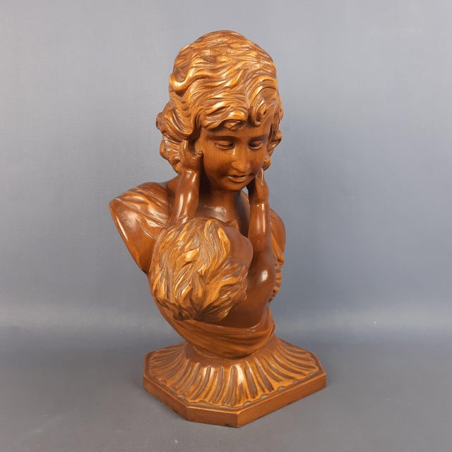 Wonderful vintage carved wooden sculpture, depiction of mother with child, made down to the smallest details, excellent...