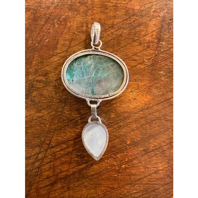Contemporary Vintage Sterling Silver Pendant Featuring Emerald in Matrix Stone and Moonstone For Sale - Image 3 of 5