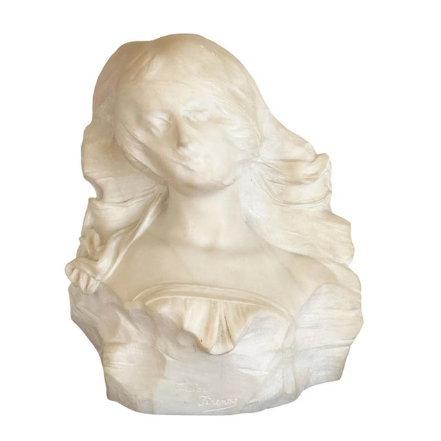 Italian 19th Century Italian Marble Bust of a Lady With a Veil For Sale - Image 3 of 8