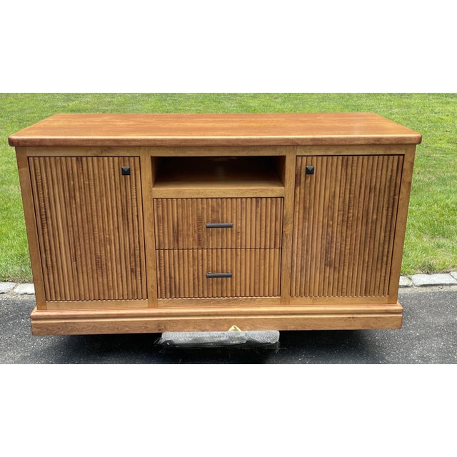 1990s Premium 3-Piece Fluted Maple Set - Credenza/Dresser & Pair of End Tables/Nightstands For Sale - Image 4 of 14