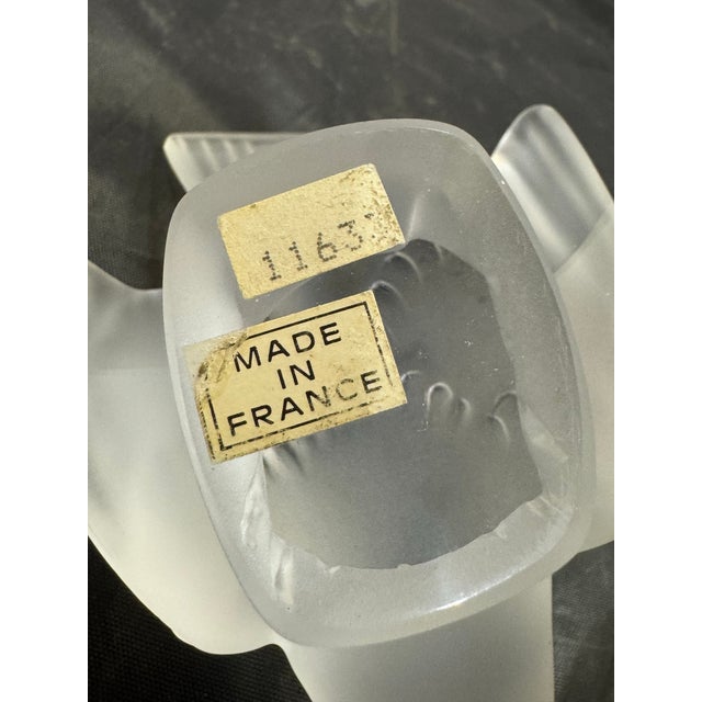 Late 20th Century Late 20th Century Lalique France Frosted Crystal Sparrow "Coléreux" Angry Bird Figurine #11633 For Sale - Image 5 of 10