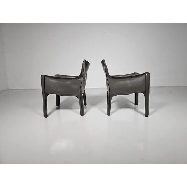 1980s Cab-414 Armchairs in Grey Leather by Mario Bellini for Cassina, 1980s, Set of 2 For Sale - Image 5 of 11