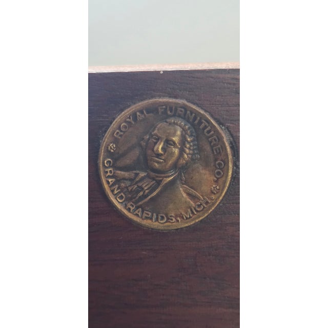 American 1920s The Royal Furniture Company Mahoghany Inlaid Sideboard For Sale - Image 3 of 17