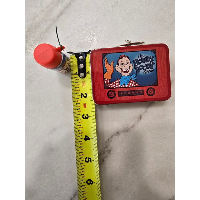 American 1999 Hallmark Keepsake Howdy Doody Miniature Lunch Box Ornament Set For Sale - Image 3 of 10