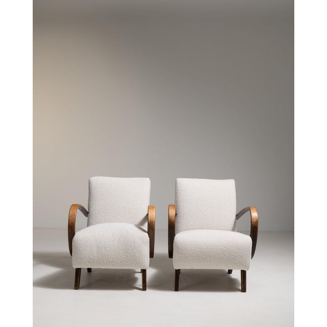 1930-1939 Czech Republic Warm Ivory Linen Pair Of Bentwood-Arm Lounge Chairs For Sale In Greensboro - Image 6 of 11