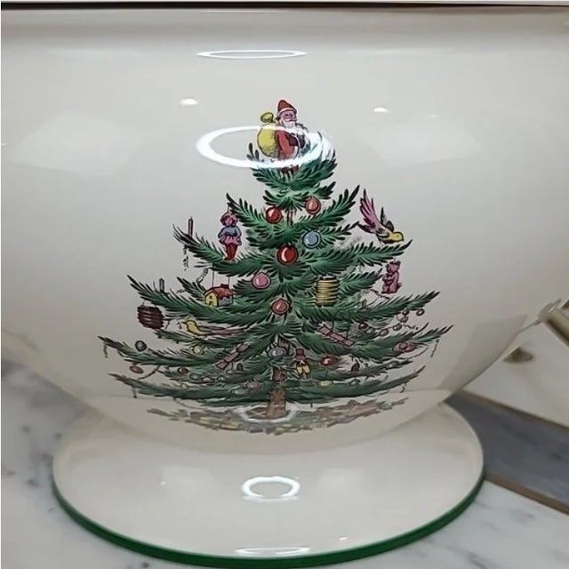 Loved for its nostalgia and warm recollections of Christmases past, Spode's Christmas Tree is one of the world's best...