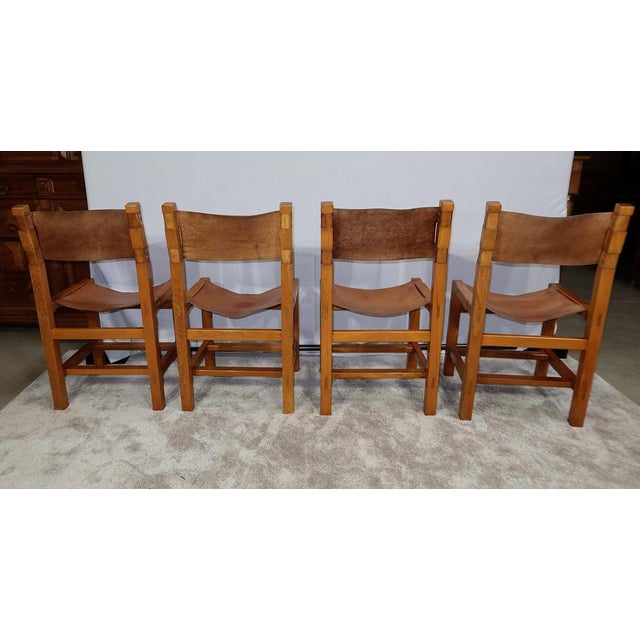 Vintage Chairs in Elm and Leather from Maison Regain, 1970, Set of 4 For Sale - Image 6 of 18