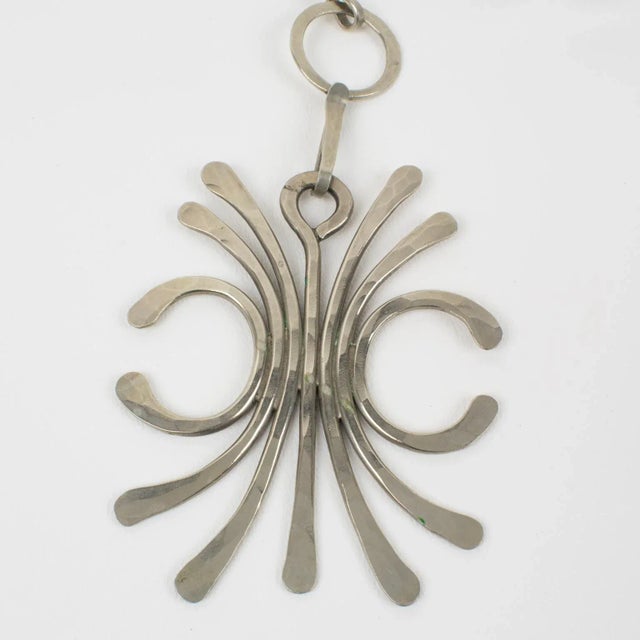 Metal Mid Century Space Age Stainless Steel Modernist Wire Collar Pendant Necklace For Sale - Image 7 of 9