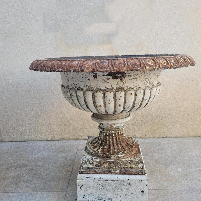 19th Century Large Cast Iron Garden Vases on Bases, 19th Century, Set of 2 For Sale - Image 5 of 18