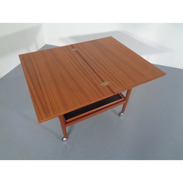 1960s Teak Flip-Flop Expandable Cart with Removable Tray by Grete Jalk, 1960s For Sale - Image 5 of 17