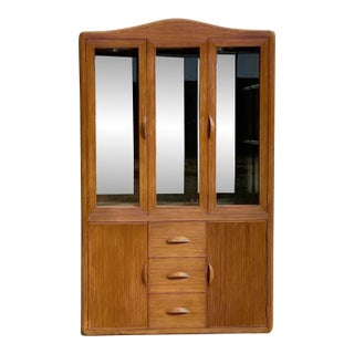 Beautiful Vintage Pencil Reed China Display Cabinet Gabriella Crespi Designed and Expertly Refurbished. For Sale