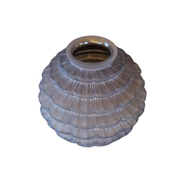 Art Deco French Smoke Glass Vase, 1930s, in Very Good conditions. Designed 1920 to 1949