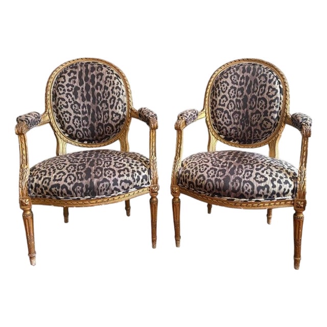 Pair of Louis XVI Medallion Style Arm Chairs Giltwood, 18th Century For Sale