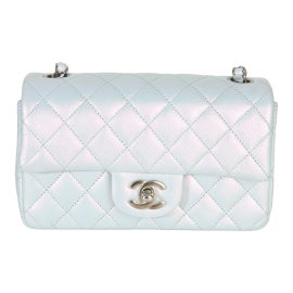 Example of Crossbody Bags