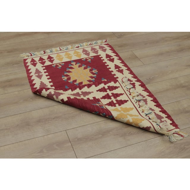 Rustic 1970s Turkish Southwestern Style Geometric Red Oushak Kilim Rug For Sale - Image 3 of 10