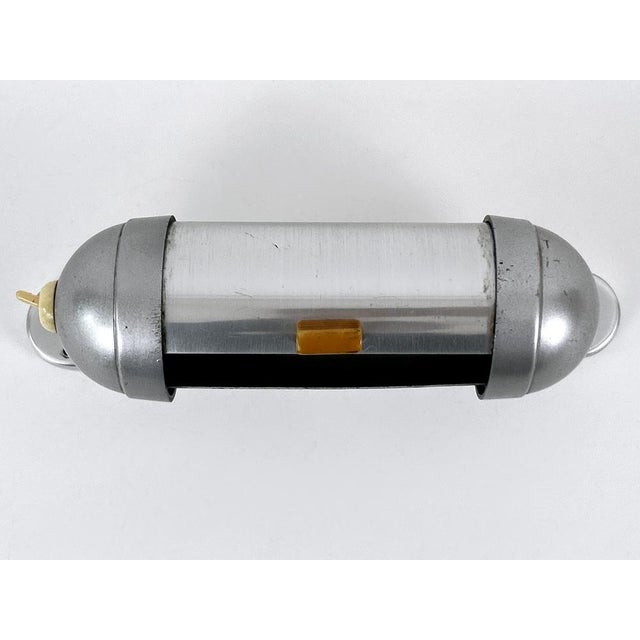Streamline Bauhaus Sub-Marine Cabinet Sconce from König, Germany, 1940s For Sale - Image 17 of 18