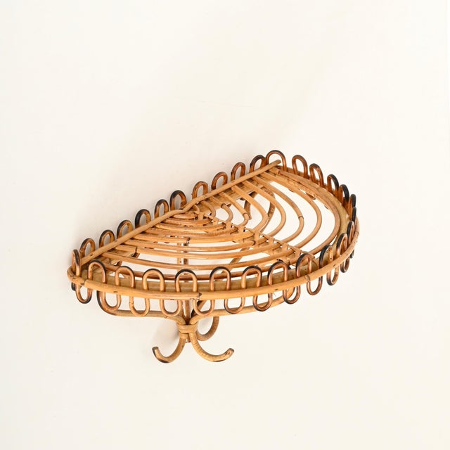 Mid-Century Modern Midcentury Curved Rattan and Bamboo Wall Shelf by Franco Albini, Italy, 1960s For Sale - Image 3 of 11