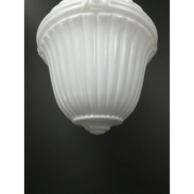 Ceiling lamp with oral glass screen umbrella The lamp gives a cozy non -dazzling light. Re -electrified according to...