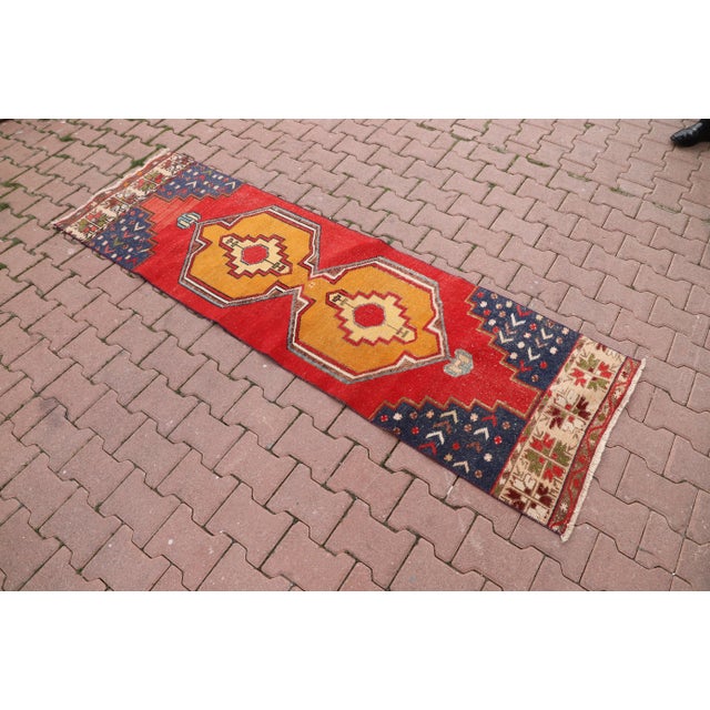 1979 Tribal Red Medallion Runner Rug For Sale - Image 4 of 10