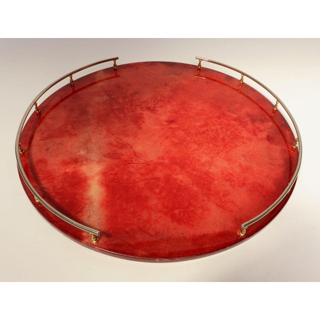 Aldo Tura Large Italian Modernist Round Tray in Brass and Dyed Red Goatskin by Aldo Tura For Sale - Image 4 of 18