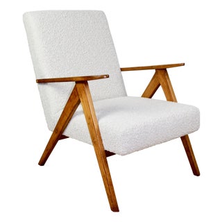 Vintage B-310 VAR Lounge Chair in White Bouclé, 1970s For Sale