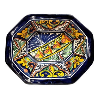 Vintage Talavera Hand-Painted Mexican Pottery Dish For Sale