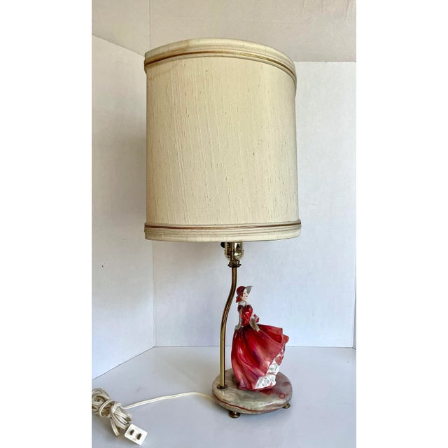 1930s Pair of English Royal Doulton Lady Figurines on Onyx Lamps For Sale - Image 12 of 13
