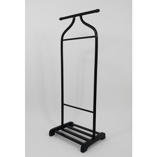 An elegant Art Deco gentleman’s valet or dressing stand from the 1920s, designed and crafted by Gebrüder Thonet Vienna in...