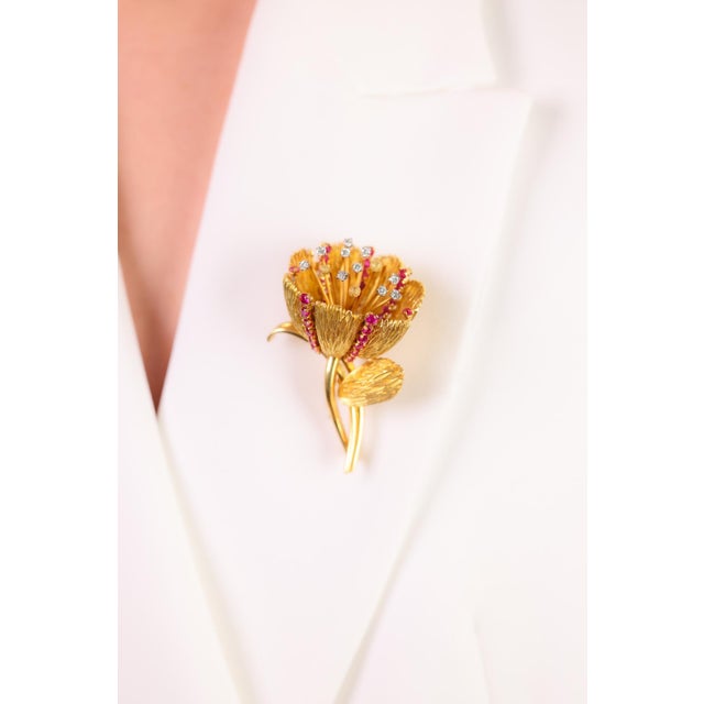 Mid 20th Century Retro 5 Carat Total Weight Ruby Diamond 18k Gold Tulip Flower Brooch For Sale - Image 4 of 5