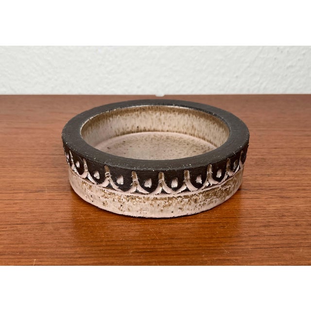 Mid-Century Modern Danish Studio Pottery Bowl from Lovemose, 1960s For Sale - Image 10 of 13