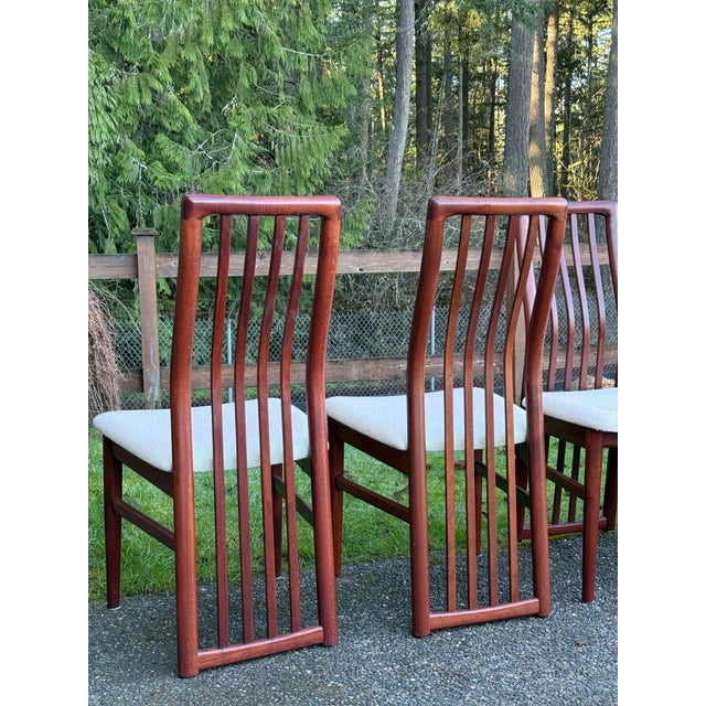 Mid-Century Modern 1960s Mid Century Modern Danish Rosewood Bentwood Dining Chairs For Sale - Image 3 of 9