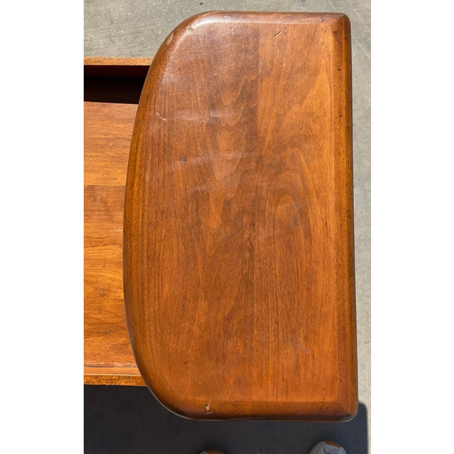 19th Century American Primitive Cobbler’s Bench With Drawer & Tool Pegs For Sale In San Diego - Image 6 of 11
