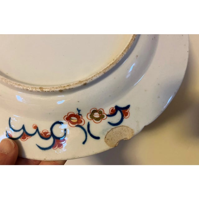 Antique Early 19th Century Coalport Imari Porcelain Dinner Plates in the Rock and Tree Pattern Circa 1805 - a Pair For Sale - Image 9 of 11