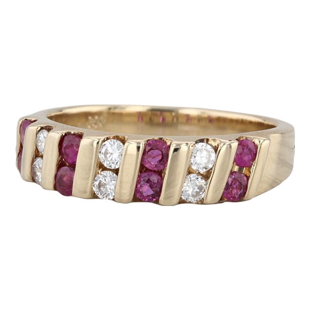 0.74ctw Ruby Diamond Ring 14k Yellow Gold Size 8.25 Stackable For Sale