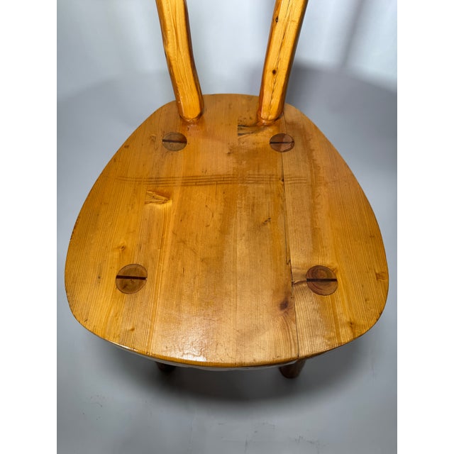 Handcrafted German Folk Pine Chair With Scalloped Seat, Mid-20th Century For Sale - Image 11 of 12